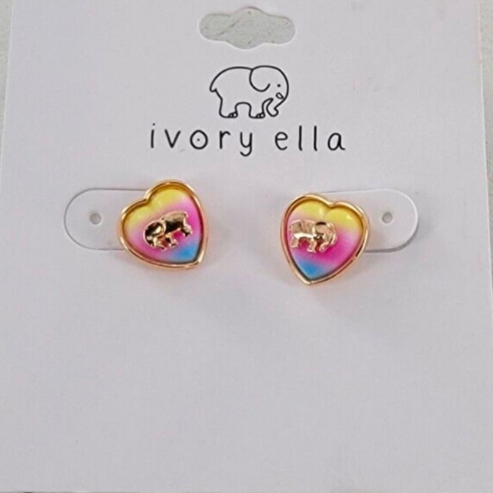 Ivory Ella Elephant 🐘 Heart Earrings